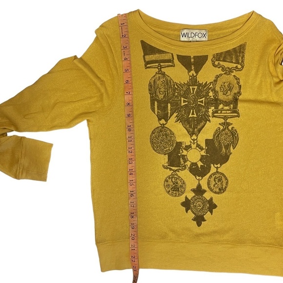 Wildfox Tea Time Medal Print Yellow Knit Pullover Sweater Jumper - Picture 4 of 7